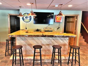 Escape to Wild River Retreat! - Image 4