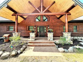 Escape to Wild River Retreat! - Image 2