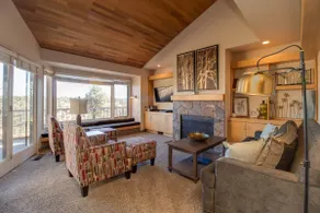 Deschutes River Views + Hot Tub | Eagle Crest - Image 2