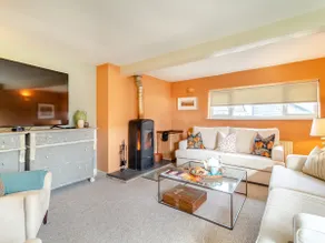 Oak Cottage - Image 2