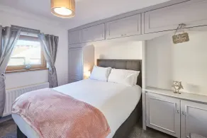 Host & Stay - The Chimneys - Image 4