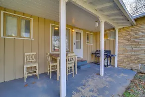 Tulsa Home w/ Yard: 5 Mi to Downtown! - Image 2