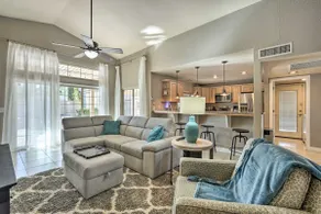 Near Golf! Snowbird Poolside Escape in Scottsdale - Image 3