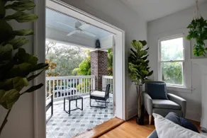 SoHo Escape, Gorgeous Apt in SoHo District - Image 2
