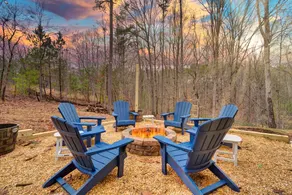 Luxury 3 Kings • Bunks •HotTub • Game • MovieRoom - Image 4