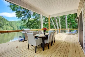 Summer's not over! Lake Treehouse w/Private Dock - Image 4