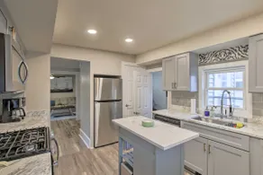 Coastal Comfort & Golfers' Paradise in Sheboygan! - Image 2
