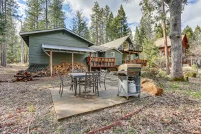 2 Mi to Trinity Lake: Forest-View Gem w/ Hot Tub! - Image 4