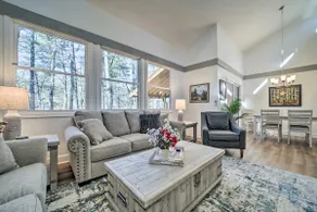Sapphire Home w/ Grill & Pool Access - Image 5