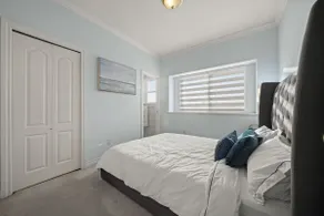 Bright Family Home near Burnaby - Image 5