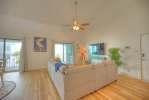 Gorgeous 4 Bedroom Beachside  Condo ~ Sleeps 10 - Image 5