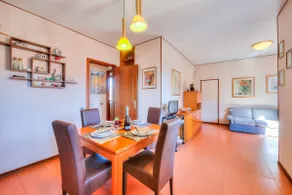 Laura's Cozy Apartment: with Balcony, Lift, Parking in Stresa Centre - Happy Rentals - Image 3