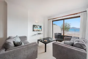 Seaview Apt Anita 2 by JS Villas - Image 3