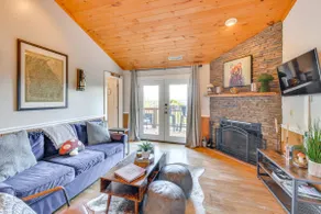 Lakemont Mountain Cabin w/ Game Room & Hot Tub! - Image 5