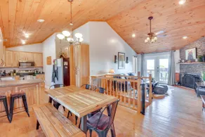 Lakemont Mountain Cabin w/ Game Room & Hot Tub! - Image 4