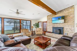 Freshly Updated | Huge Yard | Sleeps 15 - Image 2