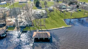 Freshly Updated | Huge Yard | Sleeps 15 - Image 4