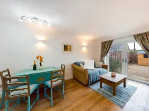 Newly Renovated, Pet Friendly, Garden and Parking - Image 2