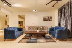 RoyalCounty Villa Golf Estate Jacuzzi 1hr HSR - Image 2