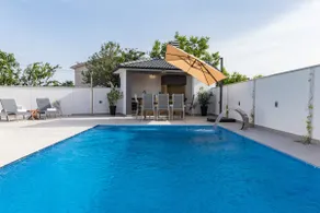 Villa Lotus with Heated Pool - Image 3