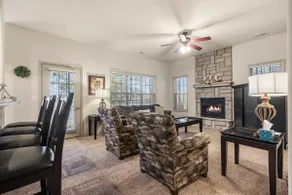 Silver Dollar Hideaway - Pet Friendly - Image 2