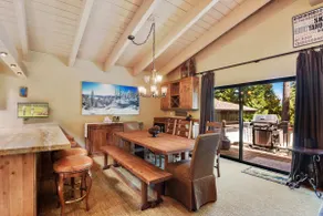 Waters Edge Oasis - Shared Pool & Pier Access - Image 5