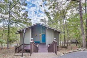 Osage Beach Home: Deck, Pool Access - Image 4