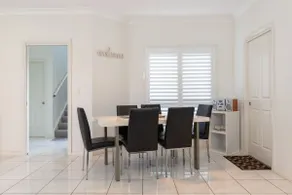 3 of 29 Parkes St - Image 2