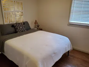 South Side Chic 3Br 1Ba 10mn to McConnell Spirit - Image 5