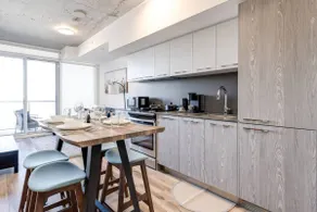 South Riverdale Suite with High-speed WiFi - Image 3