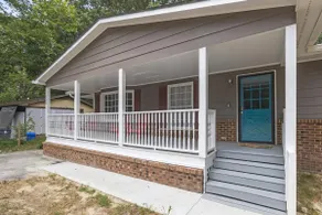 Rose Garden - Delightful Private and Peaceful Home - Image 2