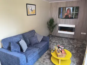 Rowan Boutique Lodge for couples with a dog - Image 3