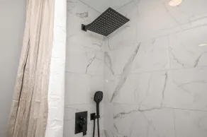 The LUXE Spot 1 - Image 3