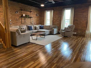 The Loft at 170 Main - Enough Room for Everyone! - Image 4