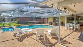 Luxurious summer home w pool | Mins to IMG Academy - Image 2