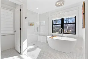 Prestige-Stunning Home W/Game Room+ Mins to Plaza - Image 5