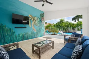 4 bedroom family reserve w/ pool+Solar Power - Image 3