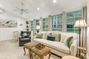 Highlands Vacation Rental - Walk to Main St! - Image 3