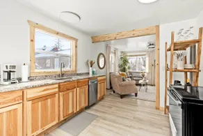 The Woodland Retreat - Your NorthShore Sanctuary - Image 3