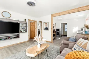 The Woodland Retreat - Your NorthShore Sanctuary - Image 5