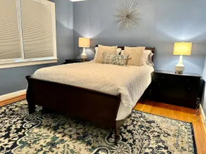 Sweet Magnolia- Affordable Stay Near DT and Beach - Image 4