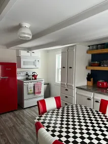 PoppyJoe's - Image 3