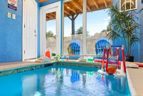 Family Oasis By Ghosal Luxury Lodging - Image 3
