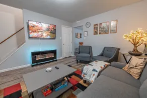 3 Townhomes near Hiking & Fun!*Fireplace*Patio* - Image 3