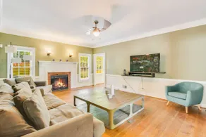 Conyers pool estate, sleeps 12 - Image 3