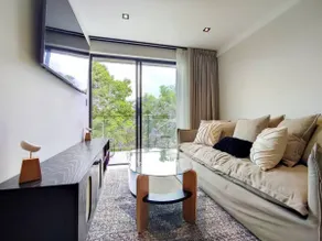 Zen Charm in Heart of Roma: Unique Osaka-Style Apt - Image 5