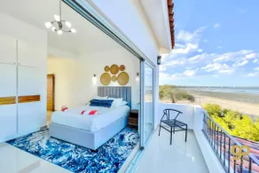 Oceanfront Escape: Pool, BBQ, & Sunset Views - Image 2