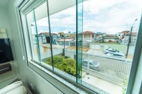 Up to 4 guests, 400MB Wi-Fi, Full Kitchen, J - Image 2