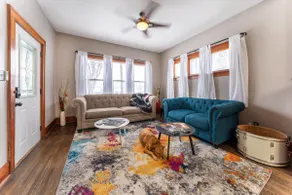 The Riff: Sleeps 10, Close to DT, music-themed fun - Image 4