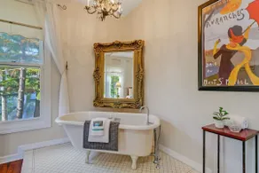Casa Sofia - Downtown Summer Getaway! - Image 3